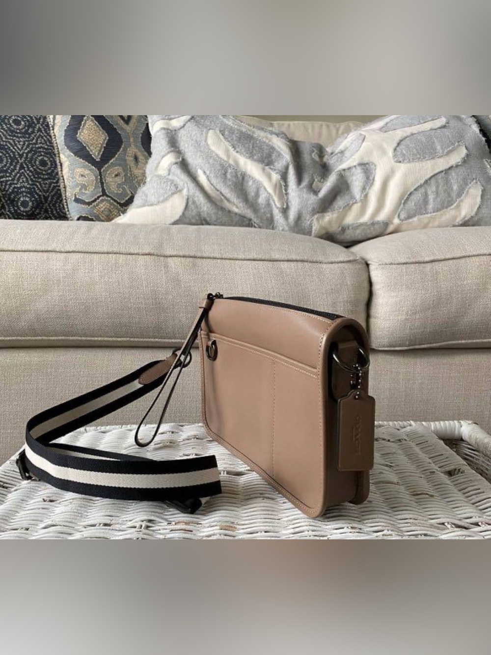 Coach Heritage Convertible Crossbody Bag🟫 - Picture 7 of 7